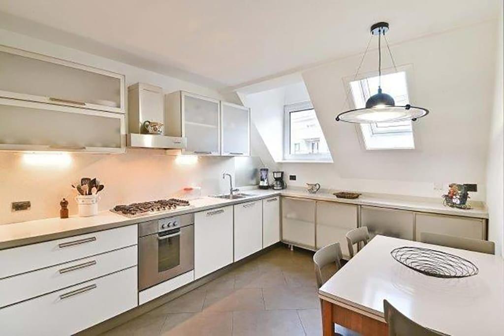 شقة Penthouse In The Centre ميرانو المظهر الخارجي الصورة